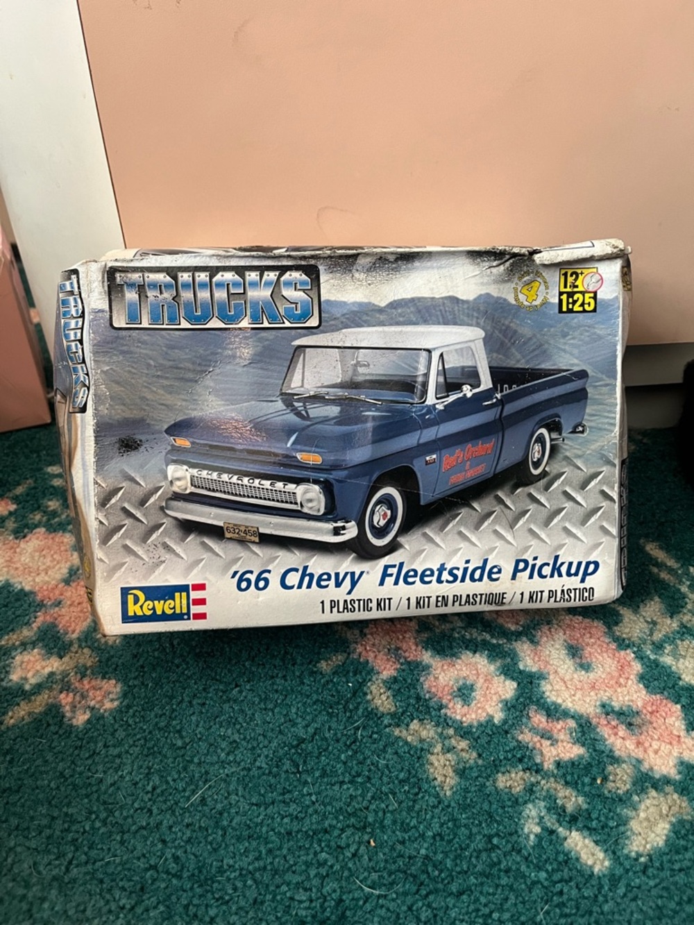 Revell ‘66 Chevy fleetside pickup truck